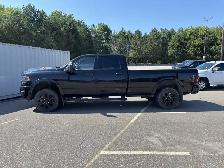2023 Ram 2500 Limited Crew Cab 8' Box 4x4 | No Accidents - Photo 2