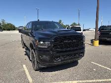 2023 Ram 2500 Limited Crew Cab 8' Box 4x4 | No Accidents - Photo 3