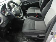 TOYOTA YARIS 2018 LE SIEGES CHAUFFANT CAMERA RECUL MAGS PNEUS ÉT - Photo 5
