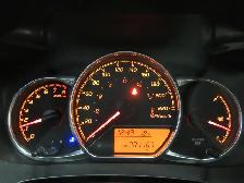 TOYOTA YARIS 2018 LE SIEGES CHAUFFANT CAMERA RECUL MAGS PNEUS ÉT - Photo 7