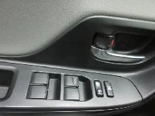 TOYOTA YARIS 2018 LE SIEGES CHAUFFANT CAMERA RECUL MAGS PNEUS ÉT - Photo 13