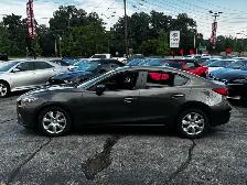2014 Mazda Mazda3 4dr Sdn GX-SKY LOW KM - Photo 6