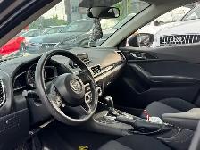 2014 Mazda Mazda3 4dr Sdn GX-SKY LOW KM - Photo 13