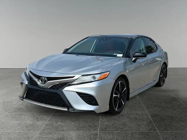 2020 Toyota Camry XSE / AWD