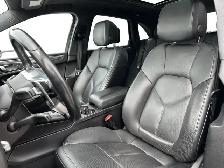 2018 Porsche Macan Turbo / AWD - Photo 11