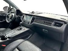 2018 Porsche Macan Turbo / AWD - Photo 17