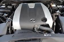 2017 Lexus IS - Photo 28