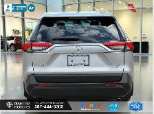 2022 Toyota RAV4 LE AWD - No accidents - Brand New Tires - Photo 6