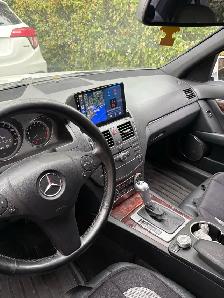2010 mercedes-Benz C250 300,000 km as is