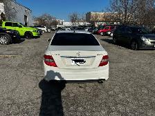 2010 mercedes-Benz C250 300,000 km as is - Photo 4