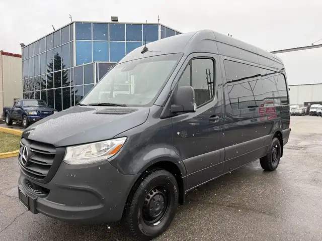 2023 Mercedes-Benz Sprinter Van Sprinter 2500 - CREW