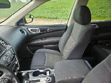 2017 Nissan Pathfinder - Photo 14