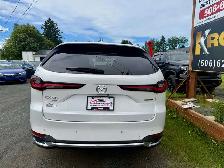 2025 Mazda CX-90 GT! CLEAN CARFAX! CAPTAIN SEATS! 7 PASS! NEW MV - Photo 4