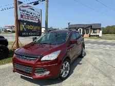 2016 Ford Escape SE! SUNROOF! CLEAN CARFAX! 4X4! NEW MVI!