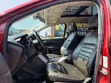 2016 Ford Escape SE! SUNROOF! CLEAN CARFAX! 4X4! NEW MVI! - Photo 11