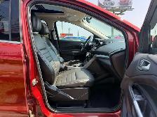 2016 Ford Escape SE! SUNROOF! CLEAN CARFAX! 4X4! NEW MVI! - Photo 20