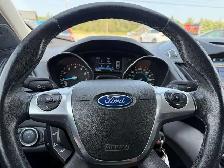 2016 Ford Escape SE! SUNROOF! CLEAN CARFAX! 4X4! NEW MVI! - Photo 23