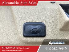 2010 Buick Enclave CXL 7 passengers leather - Photo 30