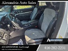 2017 Ford Explorer XLT 4x4 7passengers - Photo 11