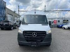 2019 Mercedes-Benz Sprinter Van - Photo 12