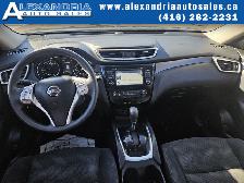2015 Nissan Rogue SV AWD 7 Passengers - Photo 10