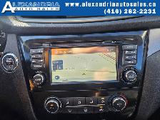 2015 Nissan Rogue SV AWD 7 Passengers - Photo 16
