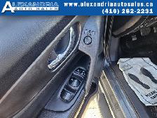 2015 Nissan Rogue SV AWD 7 Passengers - Photo 23