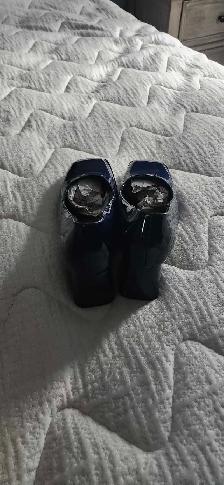 soulier bleu marin à talon haut gr 10( 30$) - Photo 3
