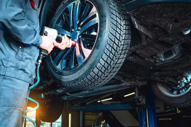 TIRE CHANGE TIRE SWAPS FLAT TIRE REPAIR