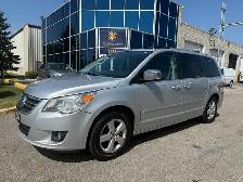 2009 Volkswagen Routan SEL Premium