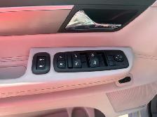 2009 Volkswagen Routan SEL Premium - Photo 26
