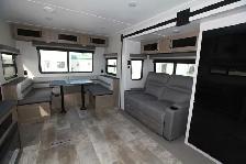 2024 Palomino Puma 26RLS - Photo 26