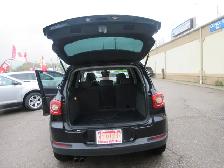 2011 Volkswagen Tiguan SE - Photo 13