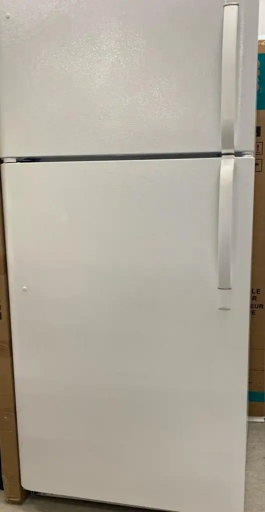 Frigidaire 18 cu Energy Efficient Fridge,