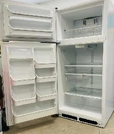 Frigidaire 18 cu Energy Efficient Fridge, - Photo 2