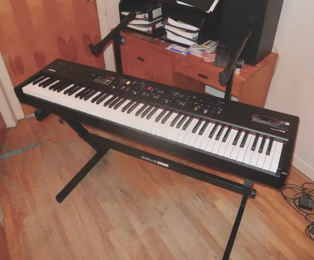 Piano Yamaha CP-88