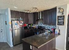 Spacious 3 Bedroom Duplex for RENT in SW Edmonton - Photo 4