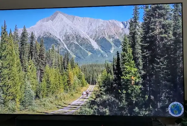 86-In Samsung 4K full high definition tv