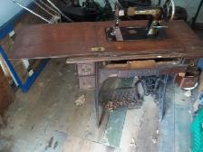 Sewing Machine Vintage - Photo 2