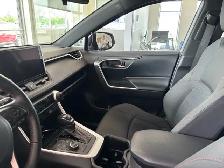 2024 Toyota RAV4 Prime SE AWD - Photo 12
