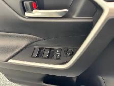 2024 Toyota RAV4 Prime SE AWD - Photo 14