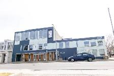 We offer a fully furnished and serviced office space for rent. - Photo 7