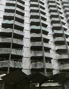 STUDIO APT Lease Transfer 3440 Rue Durocher! Feb until Sep .