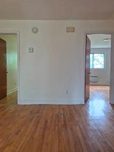 Magnifique Logement 5 ½ Au 2e, 3 chambres à coucher 1 salle db - Photo 8