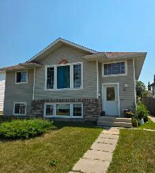 Top-Floor 2-Bedroom Home Available Immediately