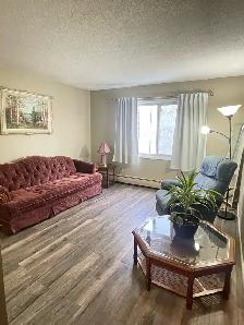 FOR RENT 1 Bd apartment - 11916 105 St Edmonton area NAIT - Photo 2