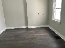 3 Bedroom plus den, 2 bath house for rent - Welland - Photo 5