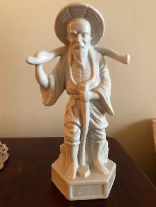 Vintage- White Porcelain Japanese Figurine