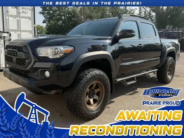 2022 Toyota Tacoma Base