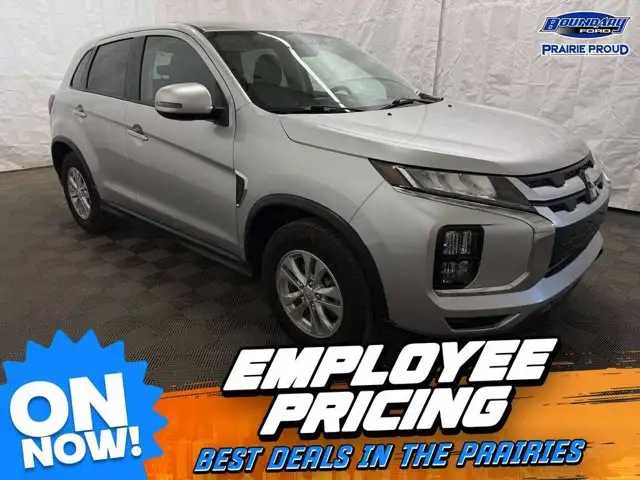 2024 Mitsubishi RVR SE
